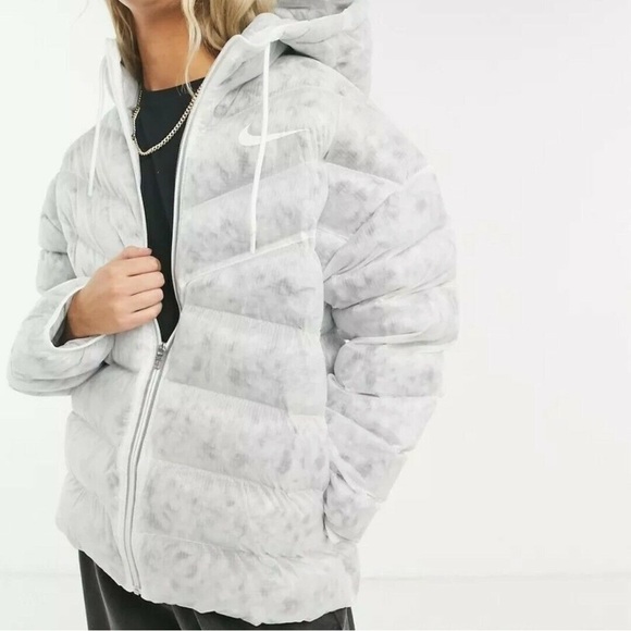 Nike Women’s Sportswear Synthetic Fill Ecodown Jacket size XS - Picture 3 of 16